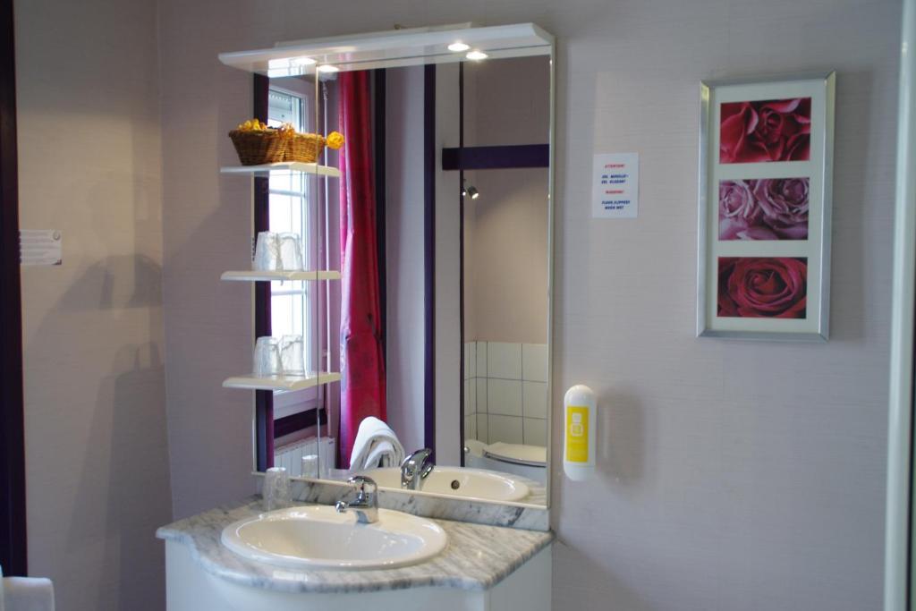 Logis Hotel La Residence, Cognac Centre Стая снимка