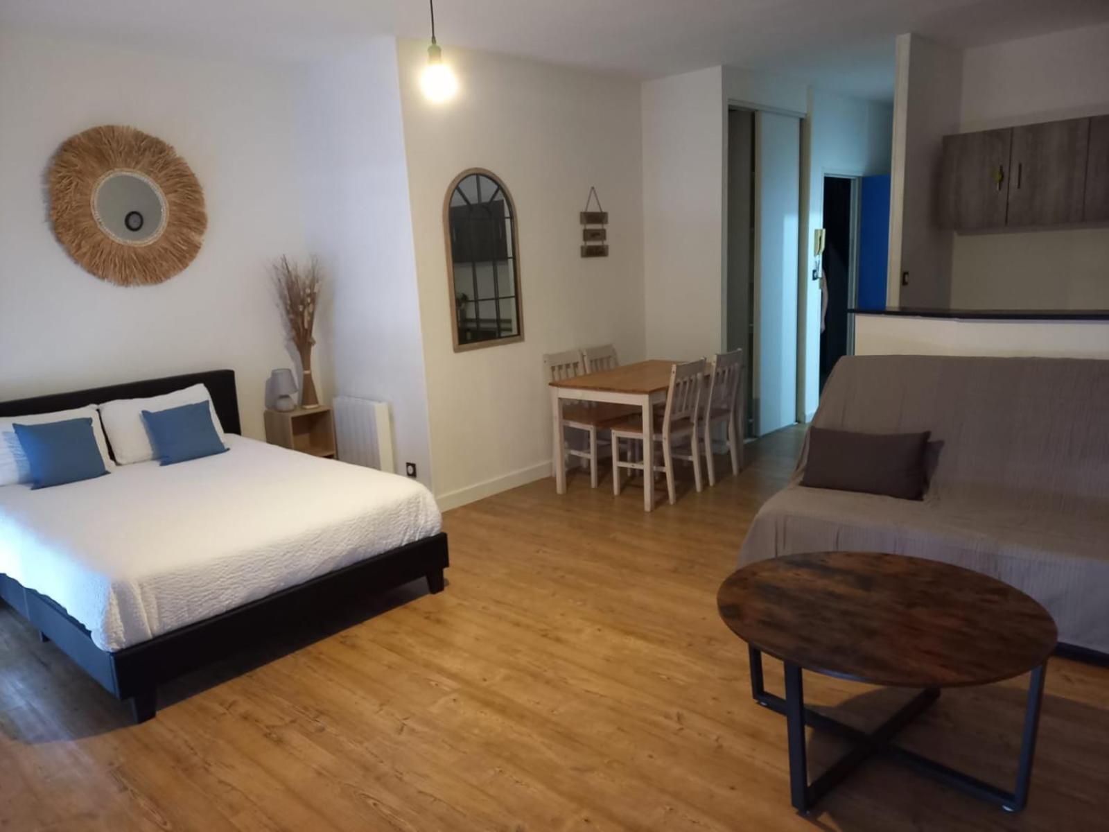 Logis Hotel La Residence, Cognac Centre Екстериор снимка